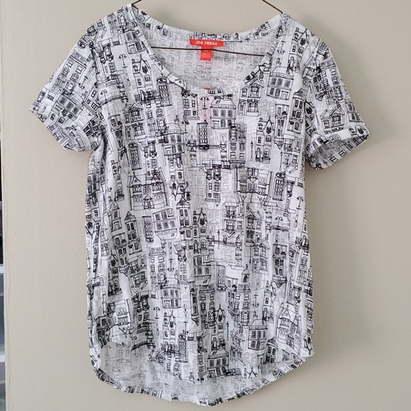 Graphic Tee - Picture 1 of 5